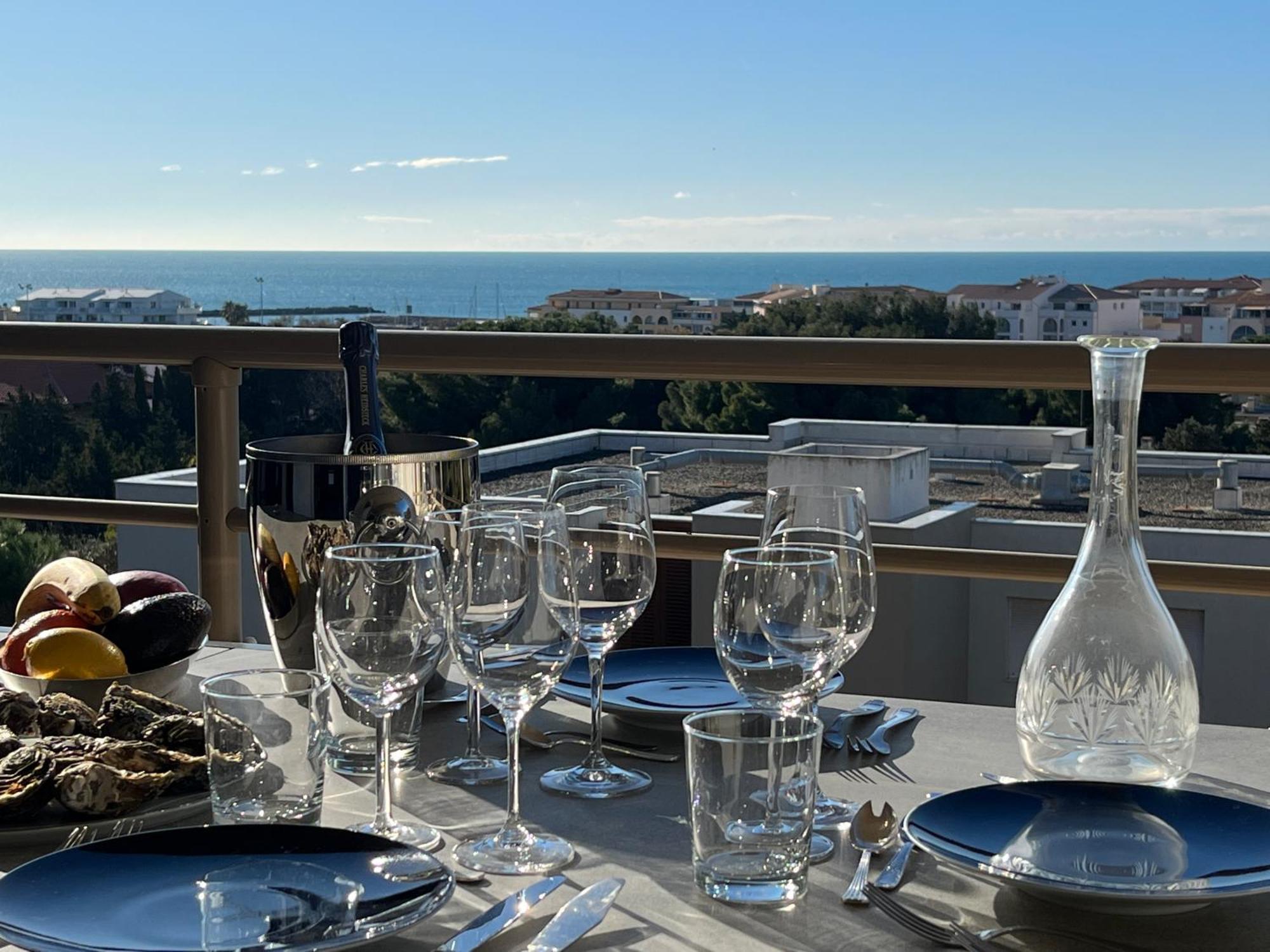 Vue Mer, Secteur Des Plages, T3 De Standing Climatise Avec Grande Terrasse * Sète